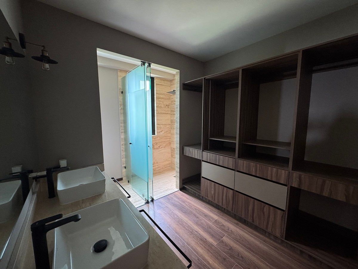 5 de 42: Baño principla