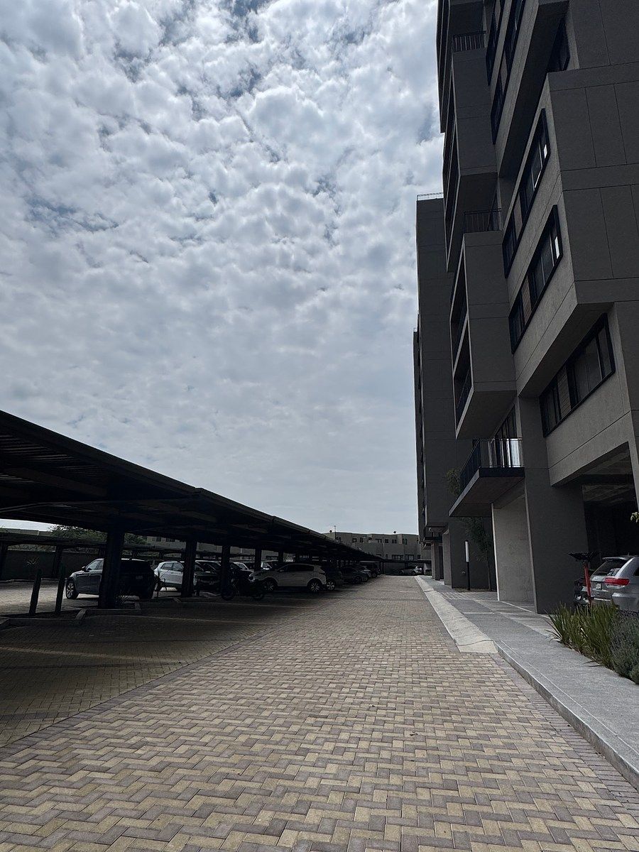 24 de 42: Estacionamientos