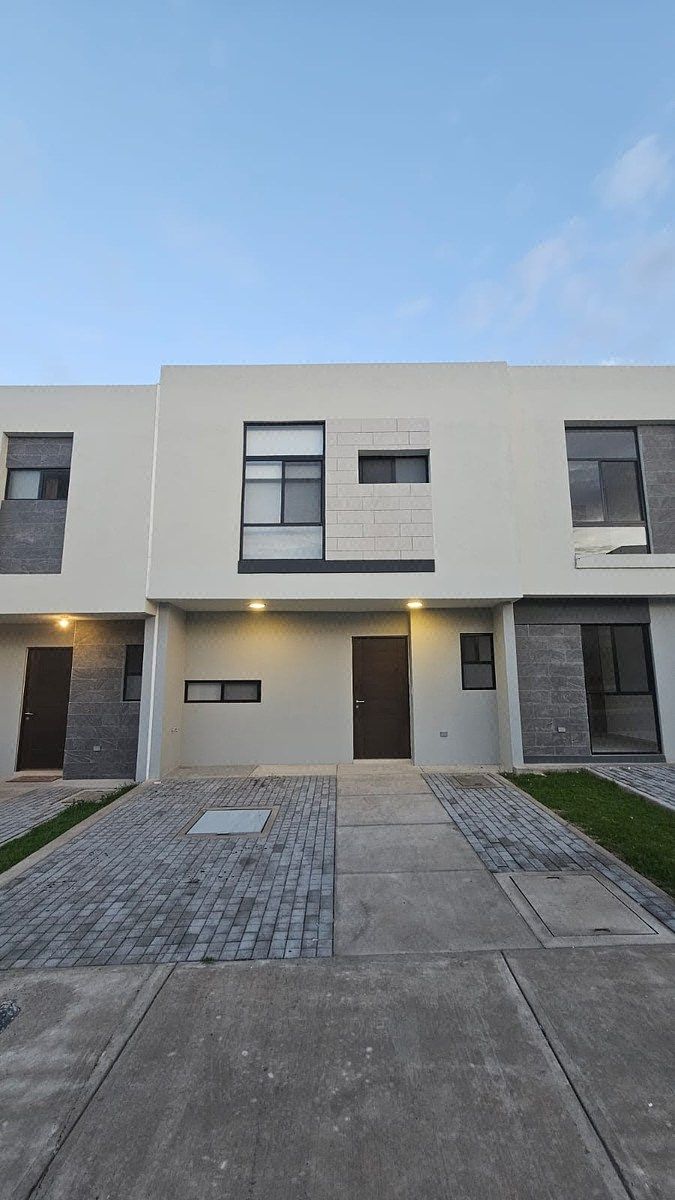 CASA NOVA EM ZARÚ, foto 1 de 29