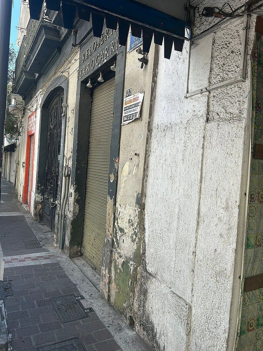 6 de 17