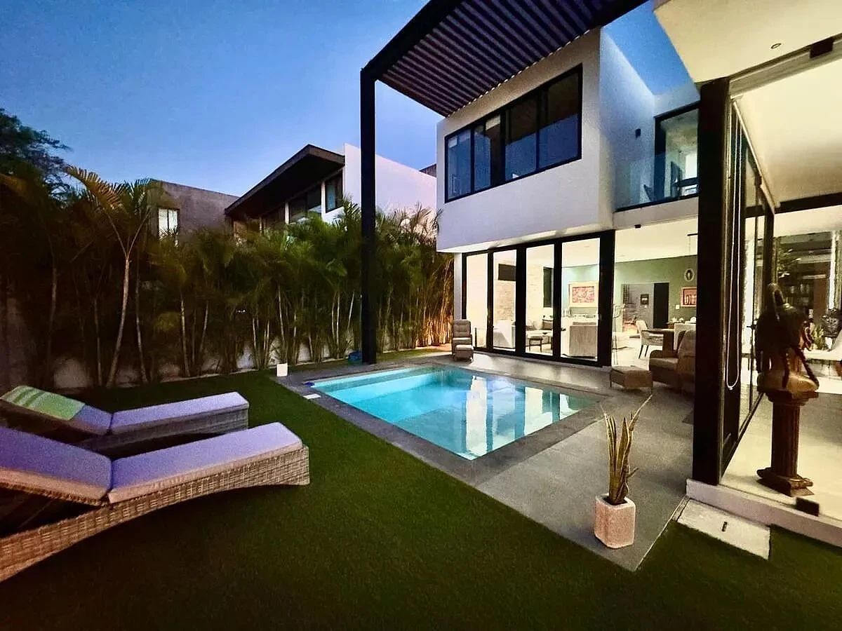 CASA EN VENTA CON JARDÍN EN YUCATÁN COUNTRY CLUB - foto 2