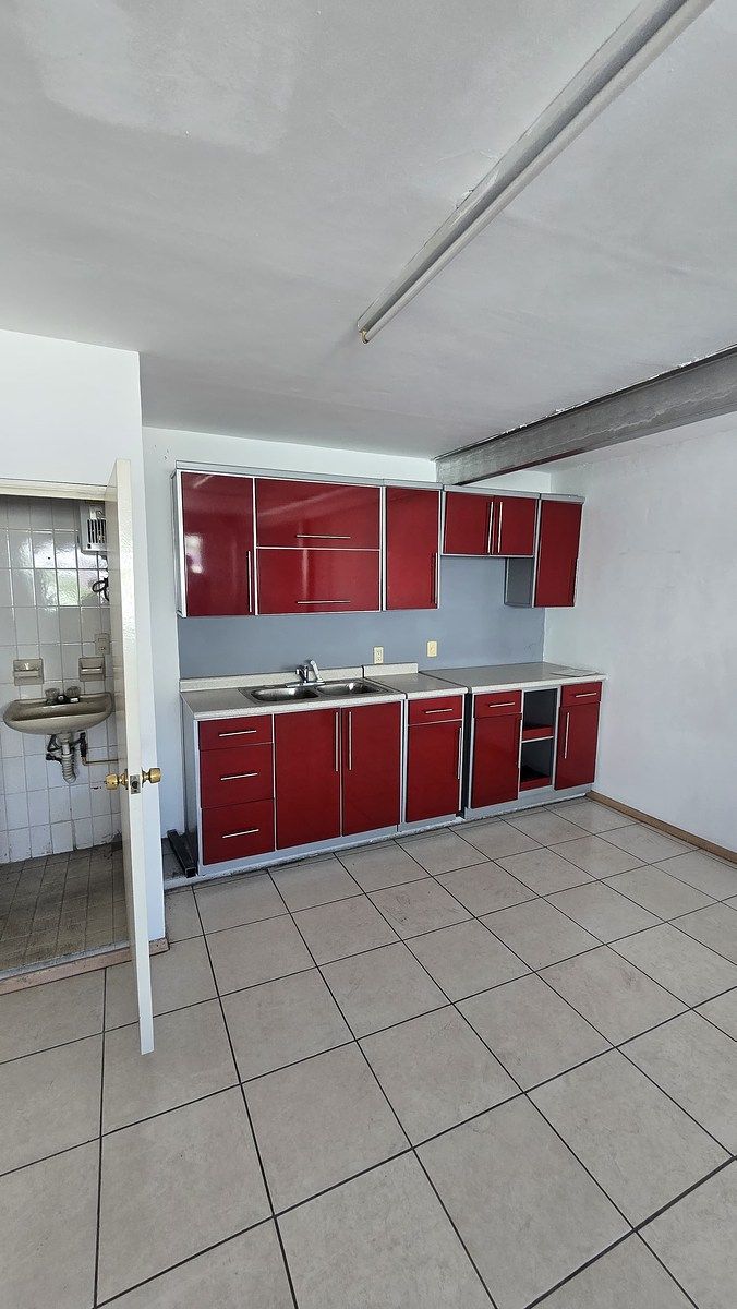 Local comercial en San Bernardo, Guadalajara, foto 29 de 42