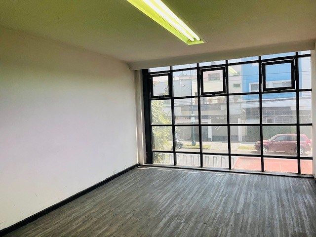 4 de 15: Interior