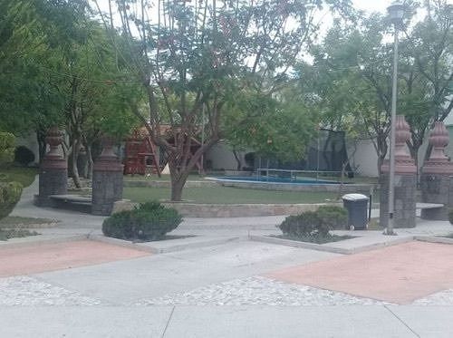 9 de 49
