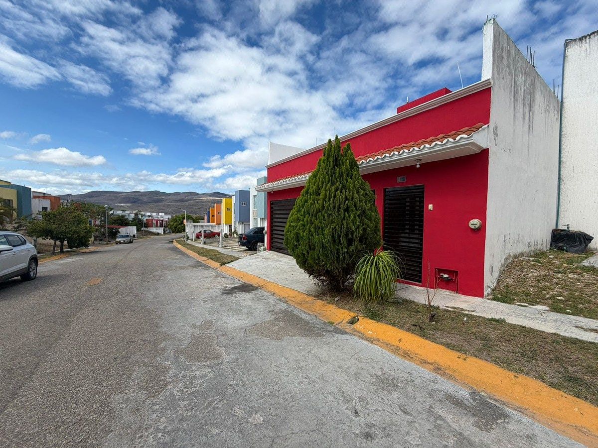 Casa en Venta en Fraccionamiento Privado con vigilancia