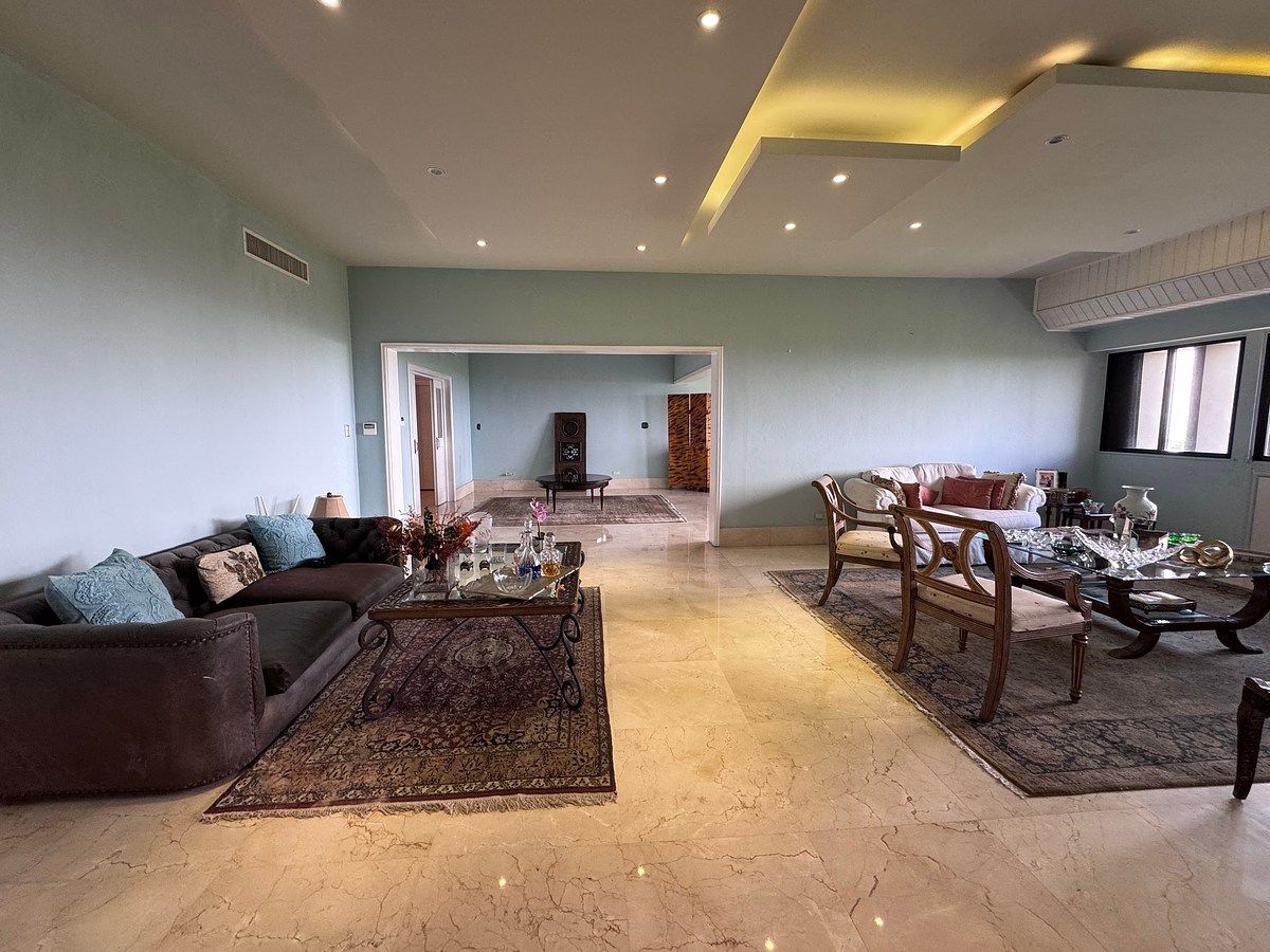 8 de 36: sala 1