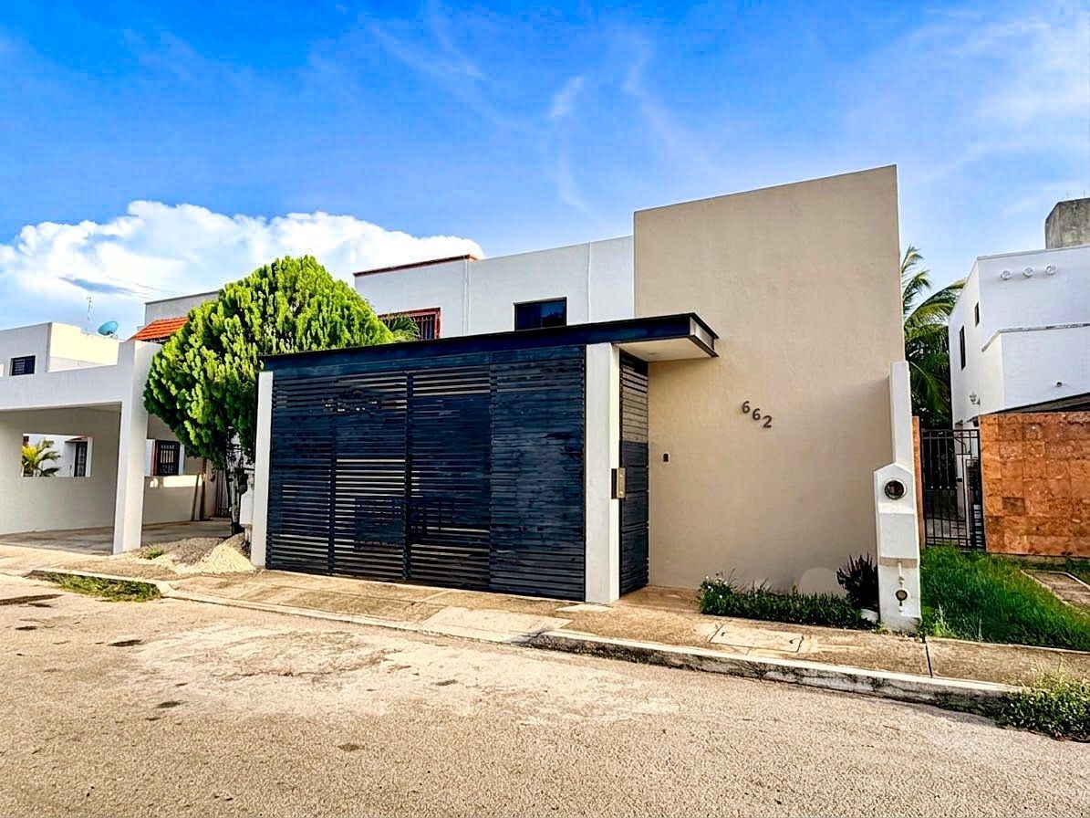 House in Gated Community in Gran Santa Fe, Mérida, photo 2 of 34