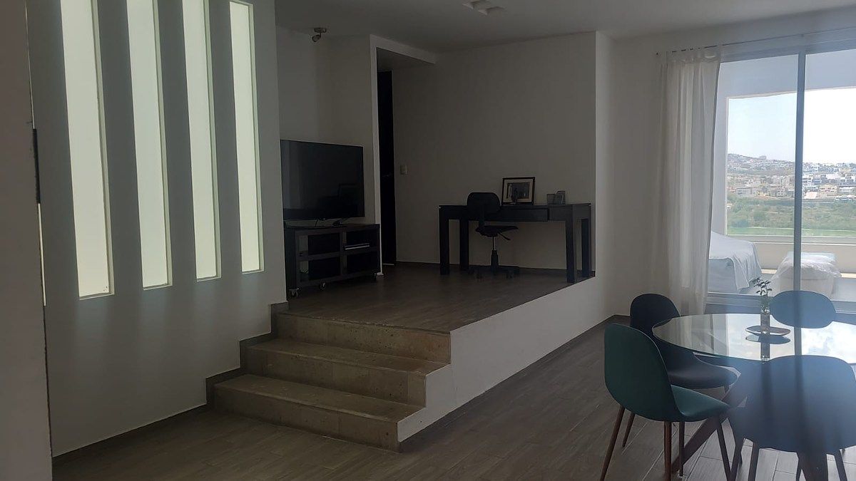 ALUGUEL DE APARTAMENTO MOBILIADO EM VILLAS DEL MESÓN JURIQUILLA PENT HOUSE. 13, foto 1 de 11