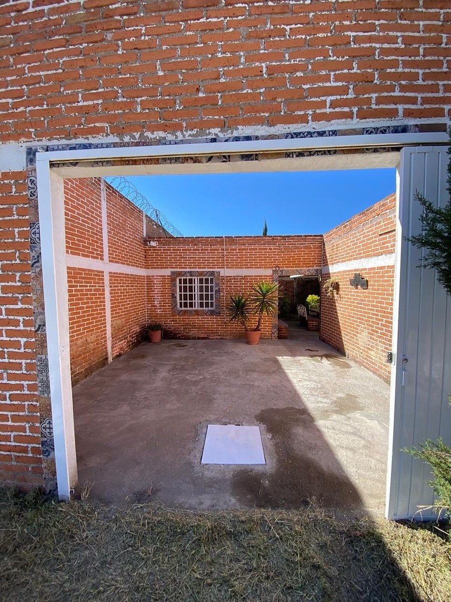 3 de 28