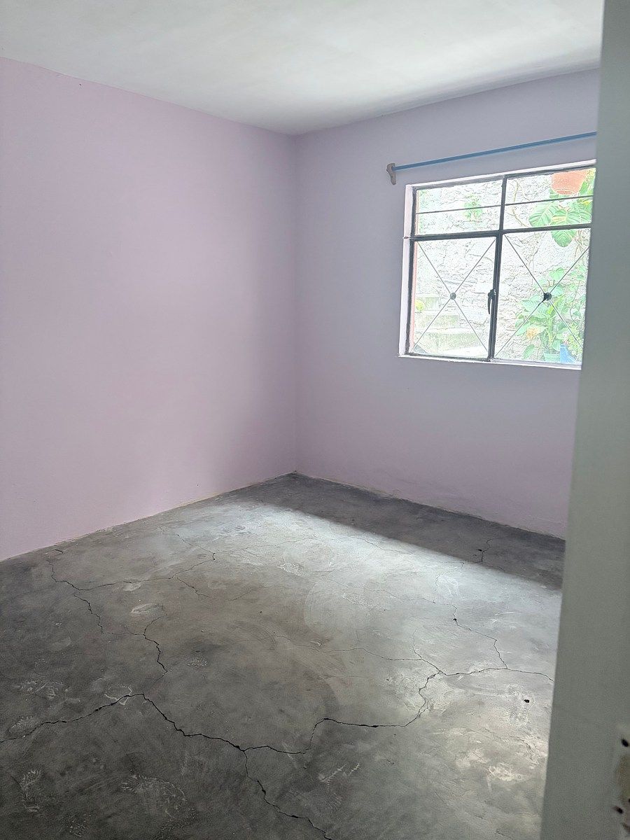 1 of 9: Habitación