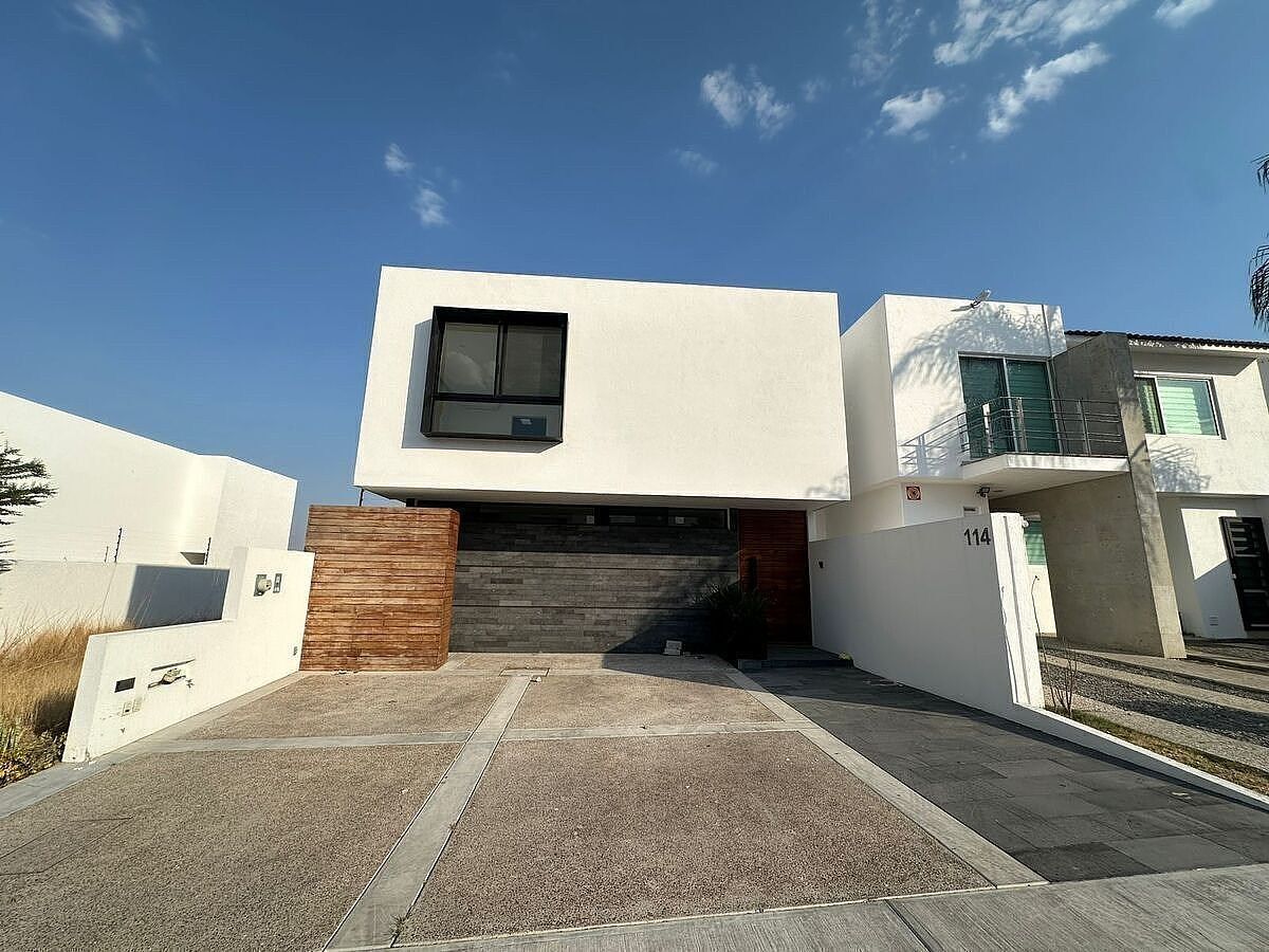 CASA À VENDA EM CUMBRES DEL LAGO, JURIQUILLA QUERETARO, foto 1 de 28