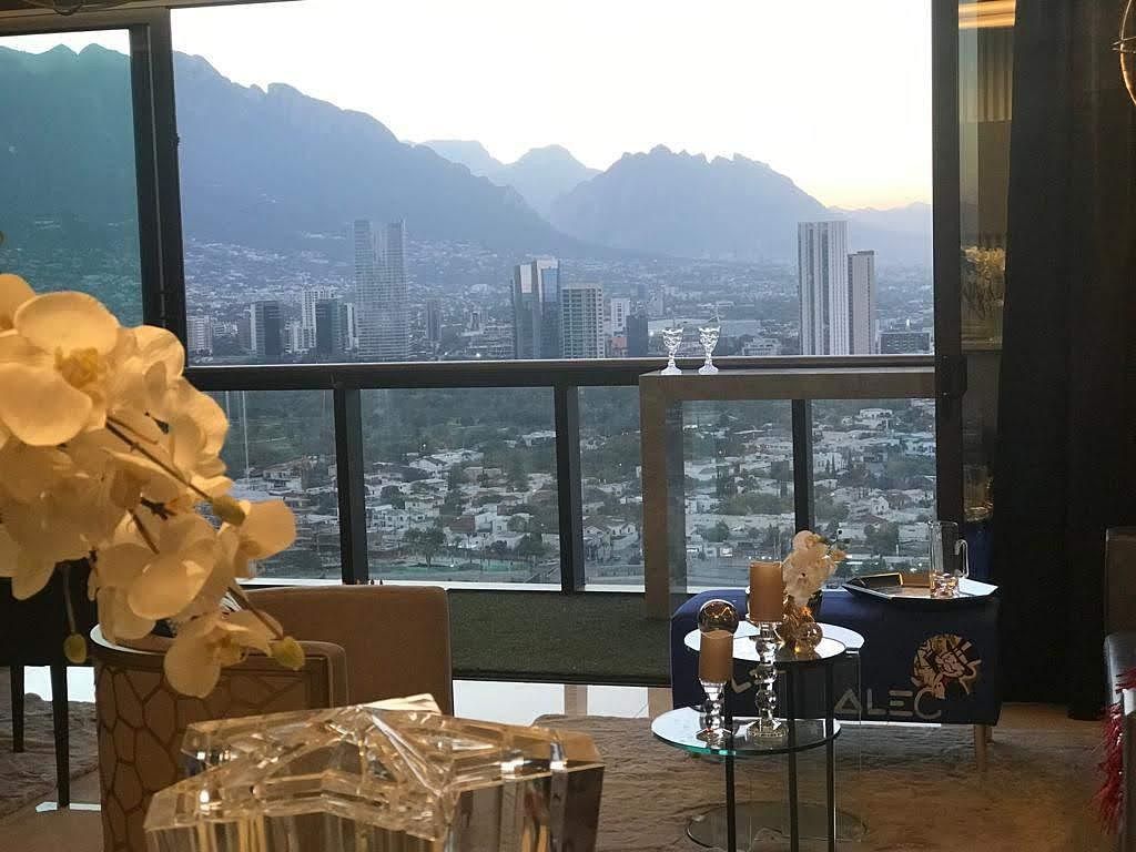 3 de 12
