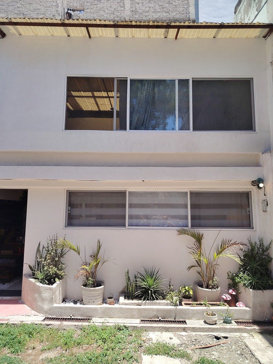 Casa para inversionistas en venta en Santa Mónica - foto 2
