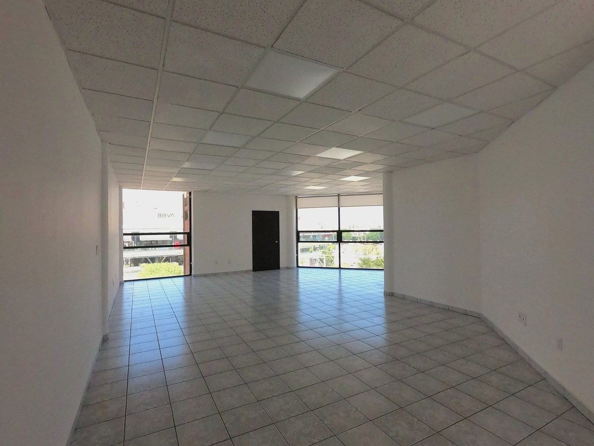 Office in Villas del Sol, Querétaro, photo 2 of 11