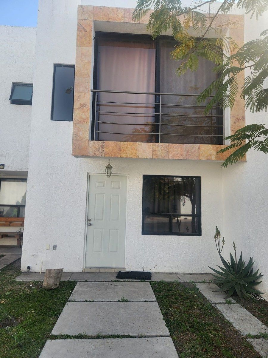 SALE HOUSE SONTERRA PRIVATE CEDARS, photo 1 of 14