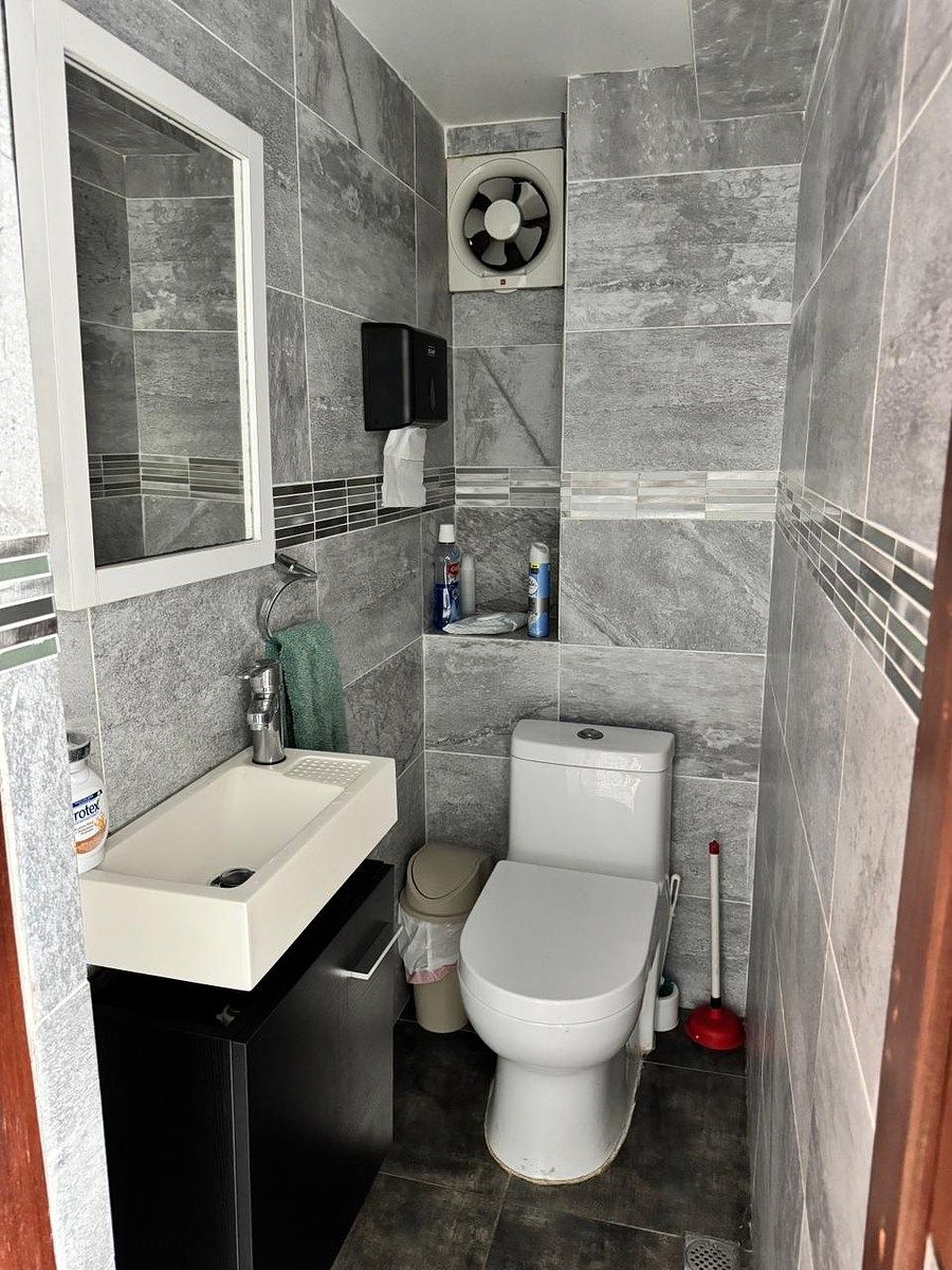 Oficina en Bella Vista, Santo Domingo Centro (Distrito Nacional), foto 10 de 12