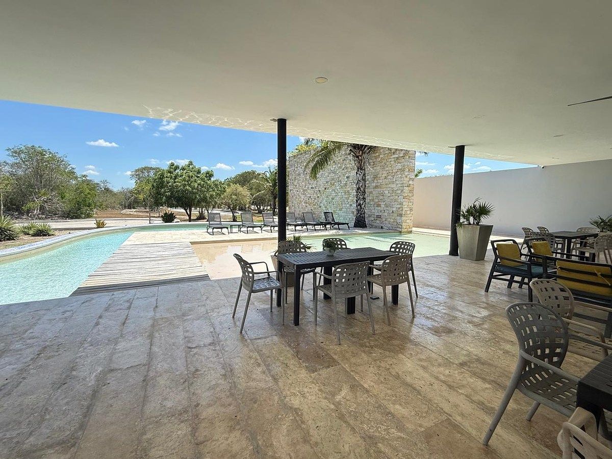 LAND IN A RESIDENTIAL PRIVATE COMMUNITY IN KOMCHEN, NORTH OF MÉRIDA - foto 1