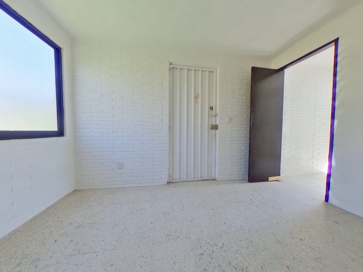 CASA EN VENTA EN PRIMER PISO EN ANDADOR VOLCAN MALACATEPETL 31 PRADERA II SECC - foto 4