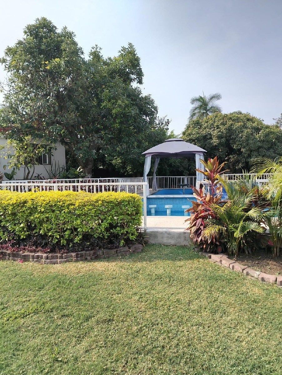 CASA EN VENTA EN LOMAS DE CUERNAVACA - foto 3
