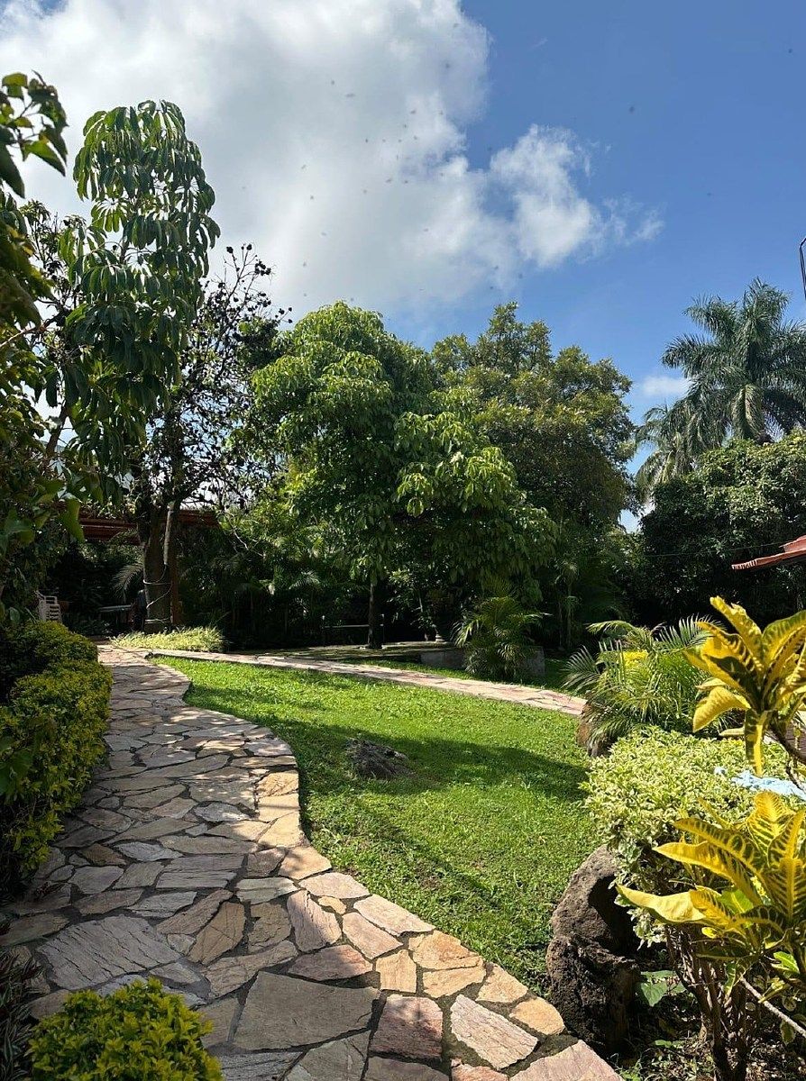 CASA EN VENTA EN LOMAS DE CUERNAVACA - foto 4