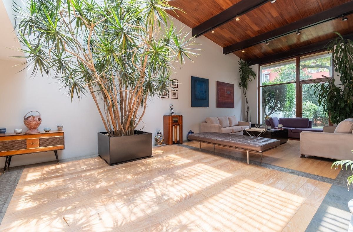 HOUSE FOR SALE IN SAN ANGEL INN - foto 2