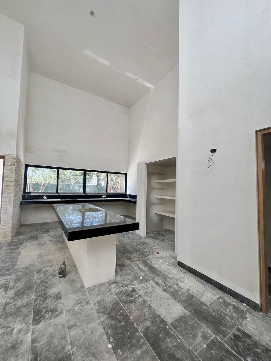 EN VENTA CASA AMWA AMUEBLADA EN YUCATAN COUNTRY CLUB - foto 2