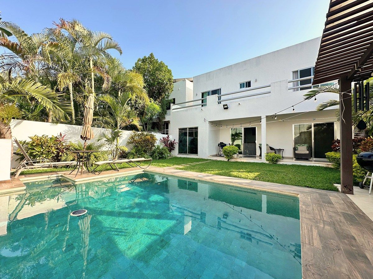 CASA EN VENTA DE 4 RECAMARAS EN ALTABRISA, MERIDA - foto 1