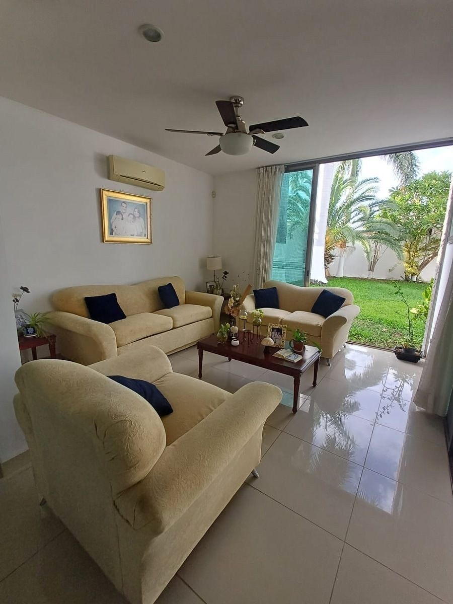 CASA EN VENTA DE 3 RECÁMARAS EN MONTEBELLO - foto 4