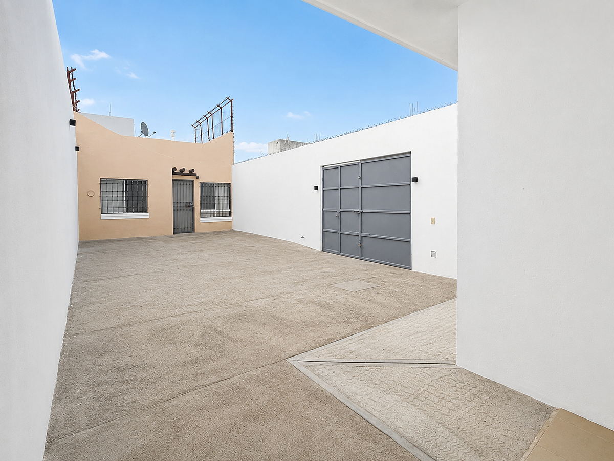 Casa con 161 m2 de terreno a 10 min de la playa - foto 1