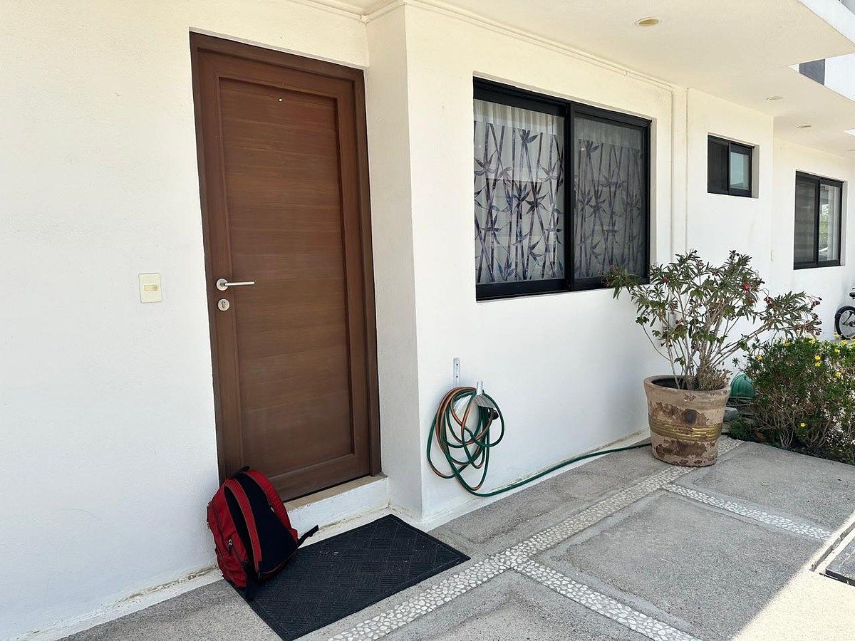 2 de 34: Acceso a casa