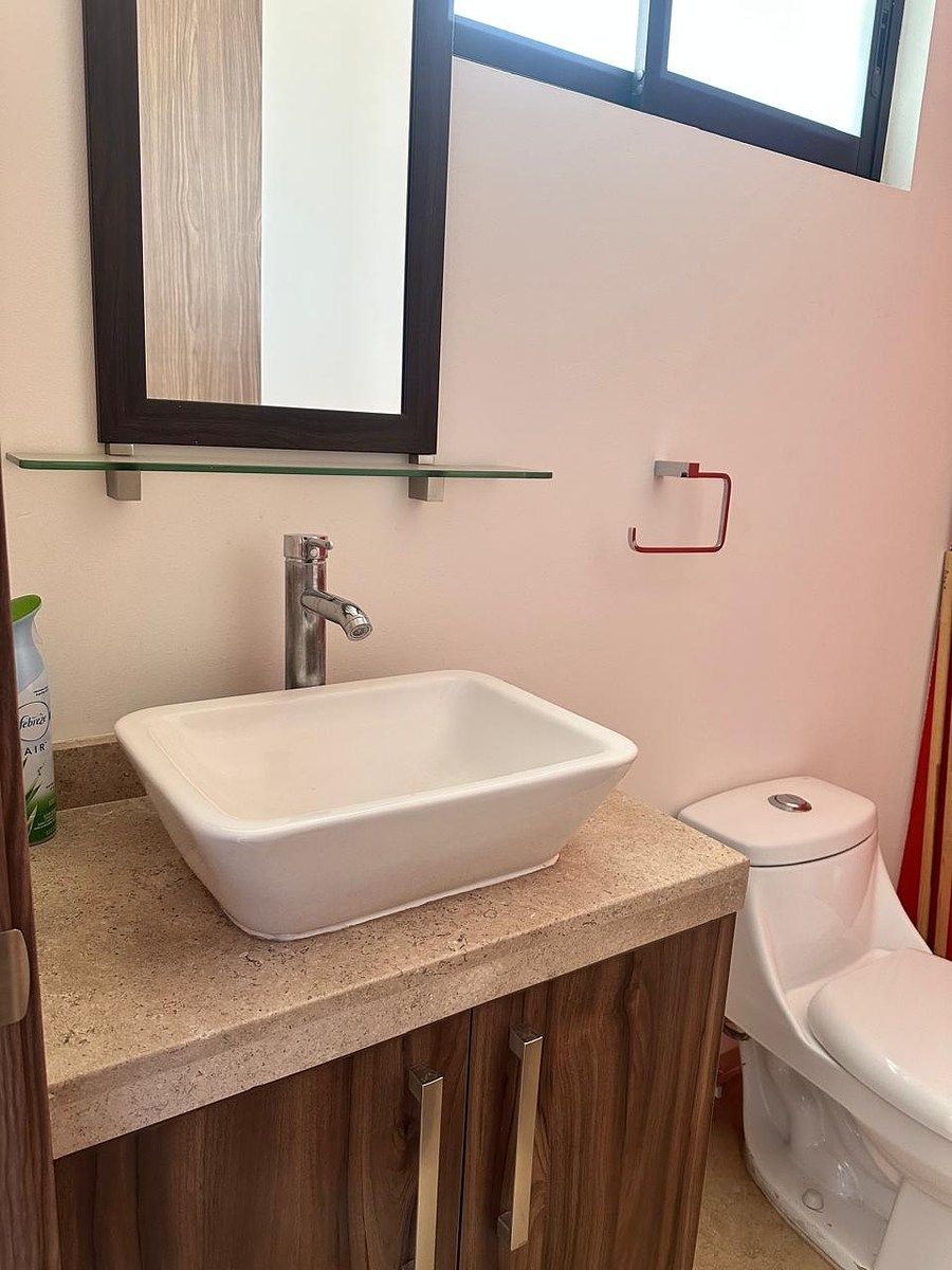 9 de 34: medio baño