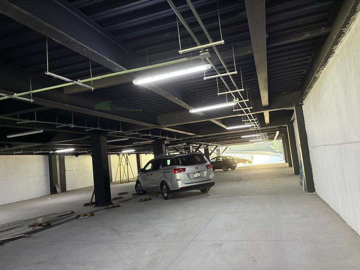 Estacionamiento techado lugar para 54 autos, photo 8 of 8