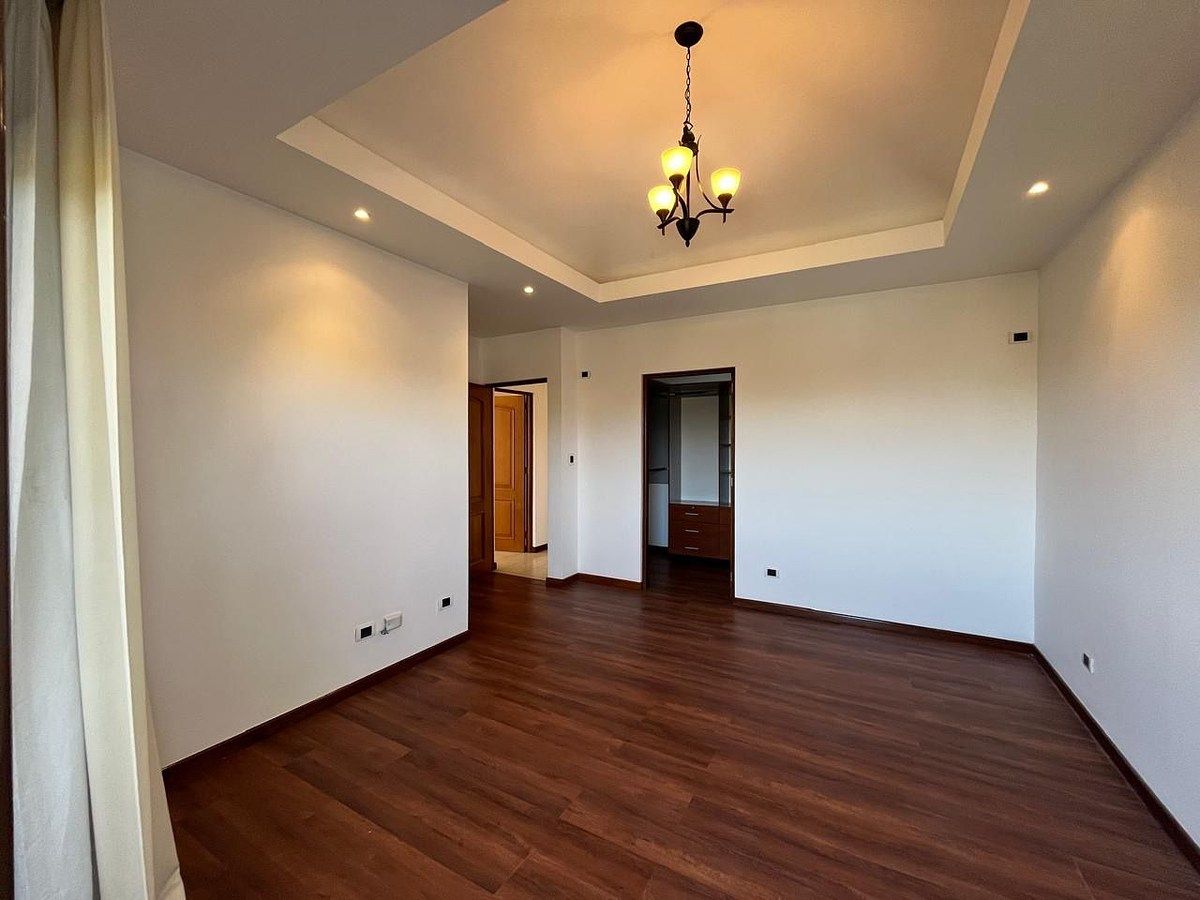 Apartamento en Zona 15, Guatemala, foto 5 de 10