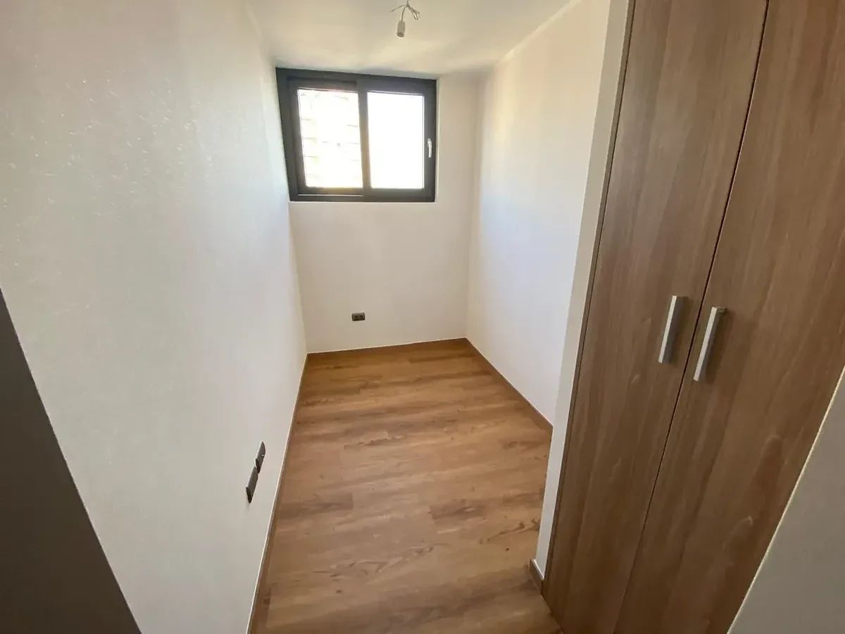 Departamento a pasos de metro Plaza egaña y villa frei