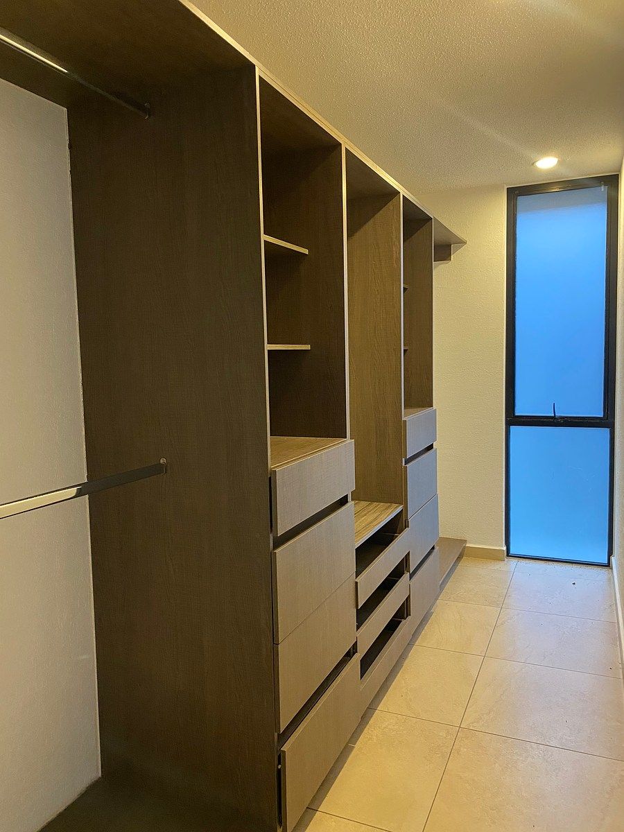 13 de 17: Vestidor ppal