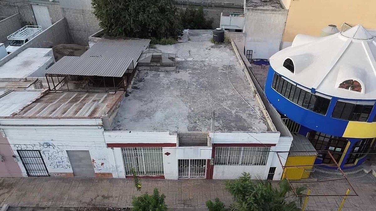 HOUSE FOR REMODELING FOR SALE, LA PAZ, COL. CENTRO - foto 1