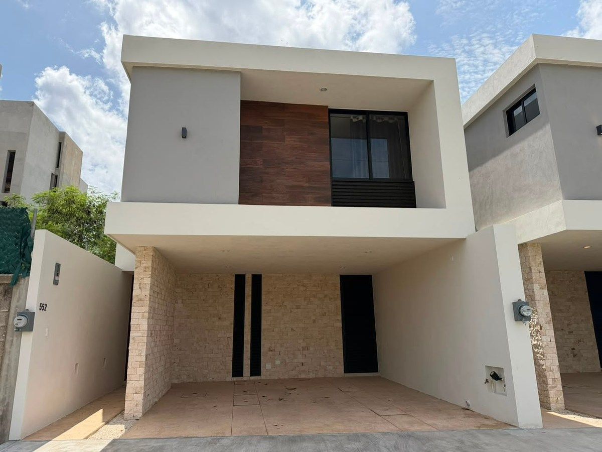 Casa en Venta de Entrega Inmediata en Temozón Norte, Mérida - foto 1