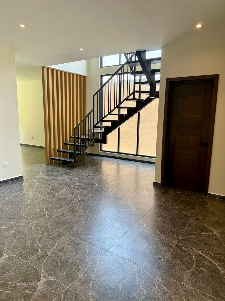 Casa en Dominio Cumbres, García, foto 5 de 30