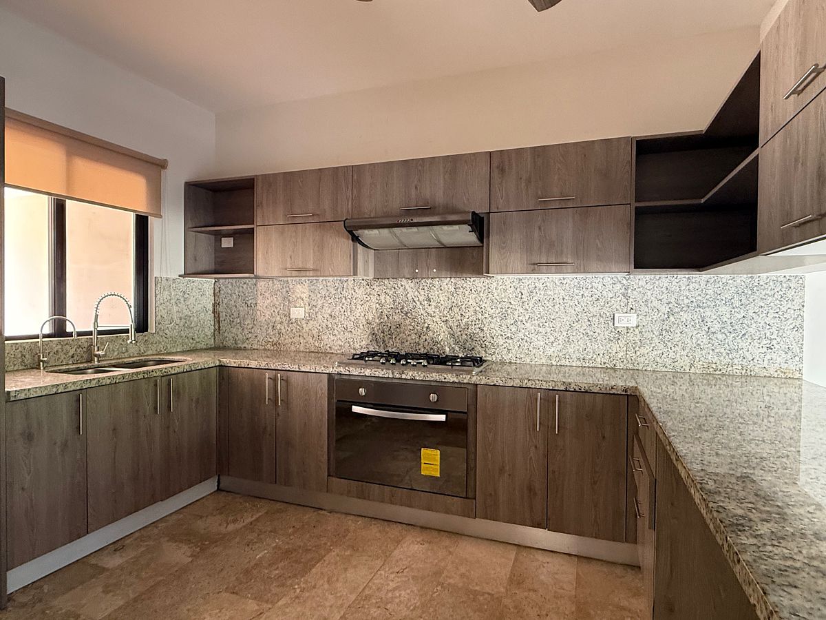 House in Gated Community in Cabo Norte, Mérida, photo 5 of 26