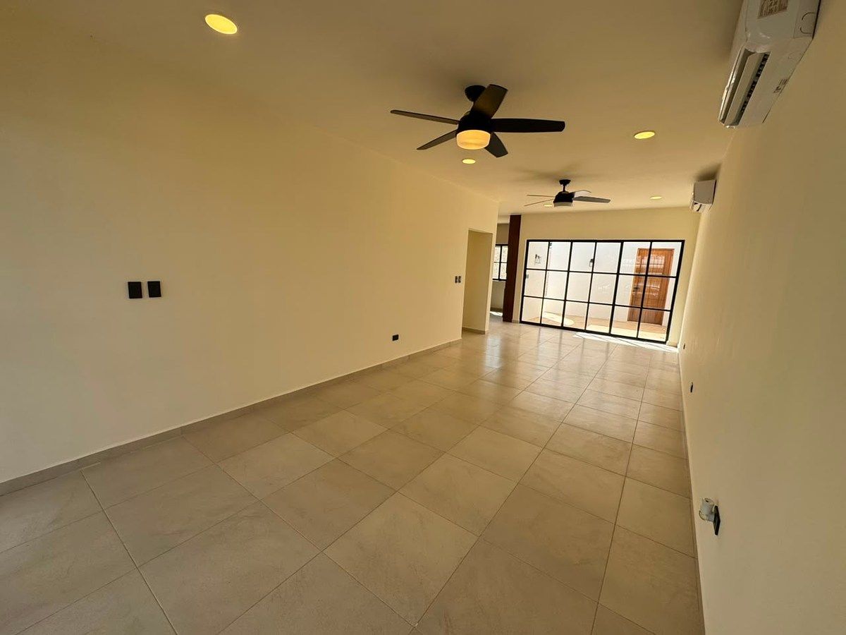 Casa en Miguel Alemán, Mérida, foto 2 de 11