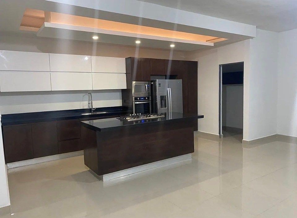 12 of 13: Cocina Integral