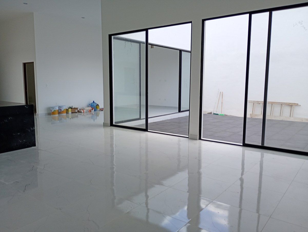 Venta de Casa de Una Planta con Doble Altura y Terreno de 738 m² en Mérida - foto 5