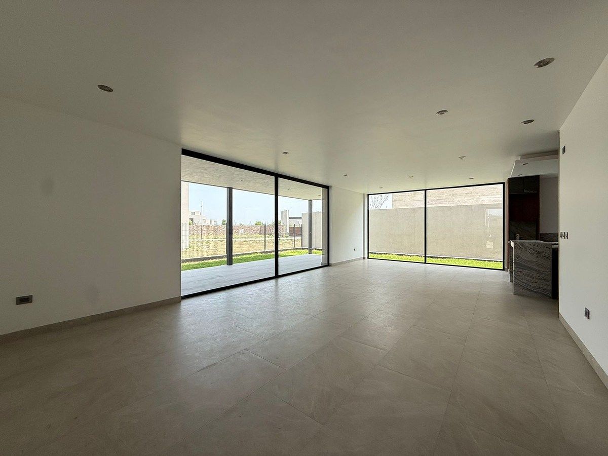Casa em Lomas del Campanario Norte, Querétaro, foto 4 de 36