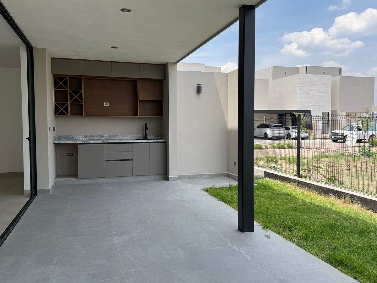 Casa em Lomas del Campanario Norte, Querétaro, foto 6 de 36