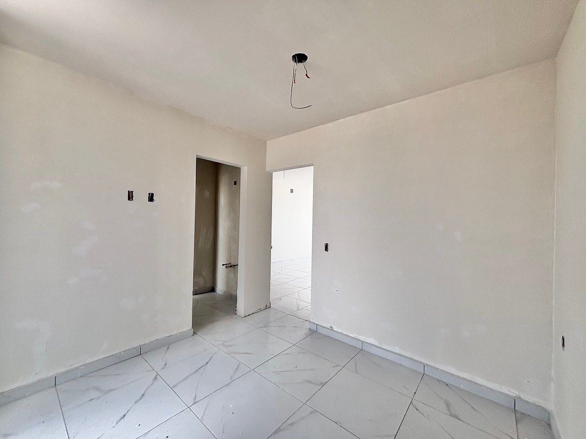 Acceso al baño completo desde estudio / Recam en PB, foto 14 de 45