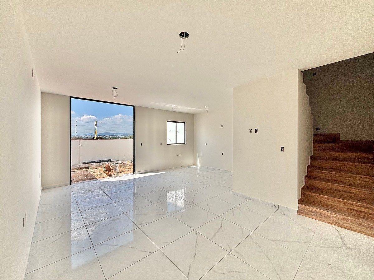 Área de sala y comedor ., foto 18 de 45