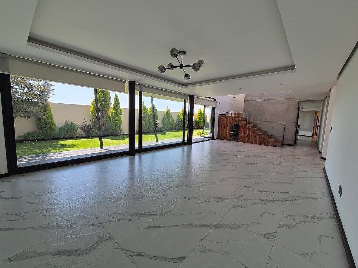 3 de 41: Sala