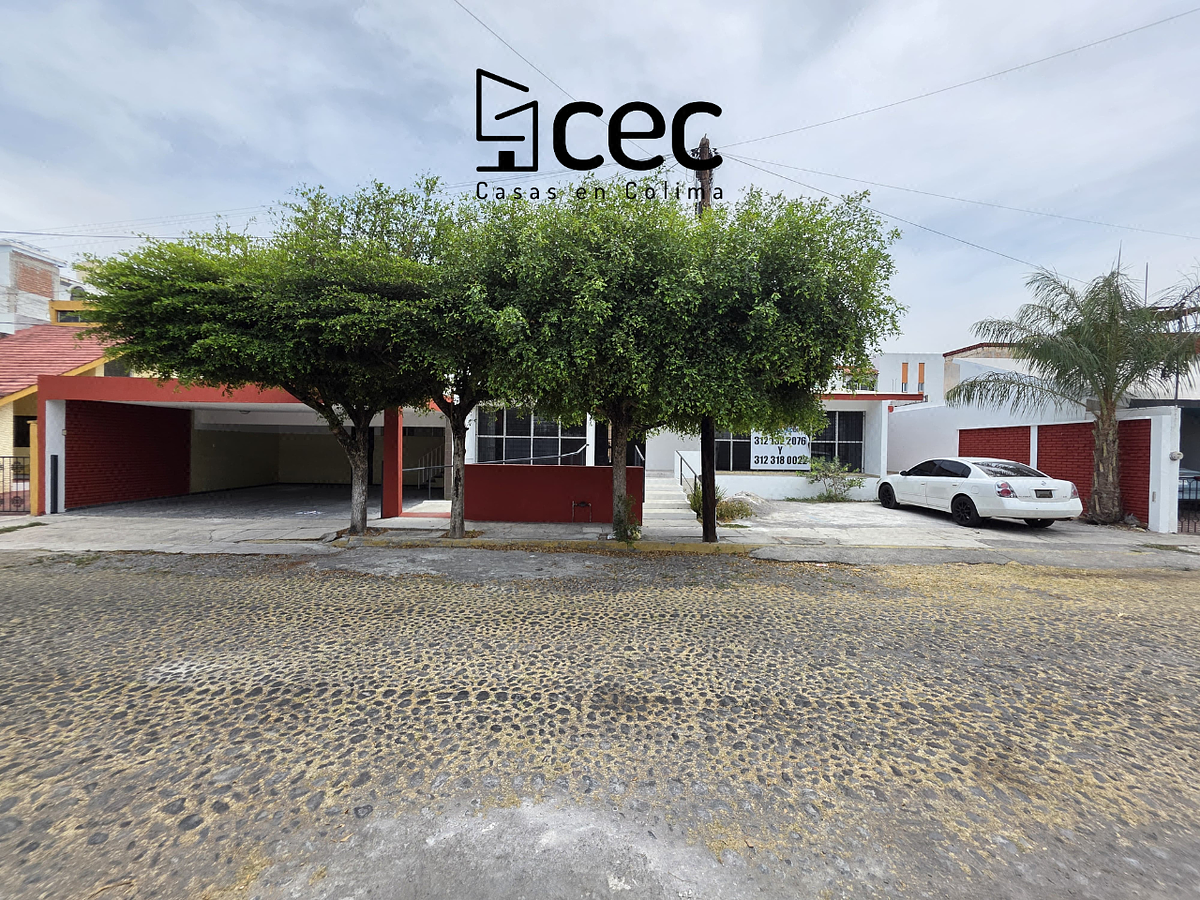 Residencia en Venta 2 Plantas, 5 Recámaras, Loft en Planta Alta, 3.5 Baños