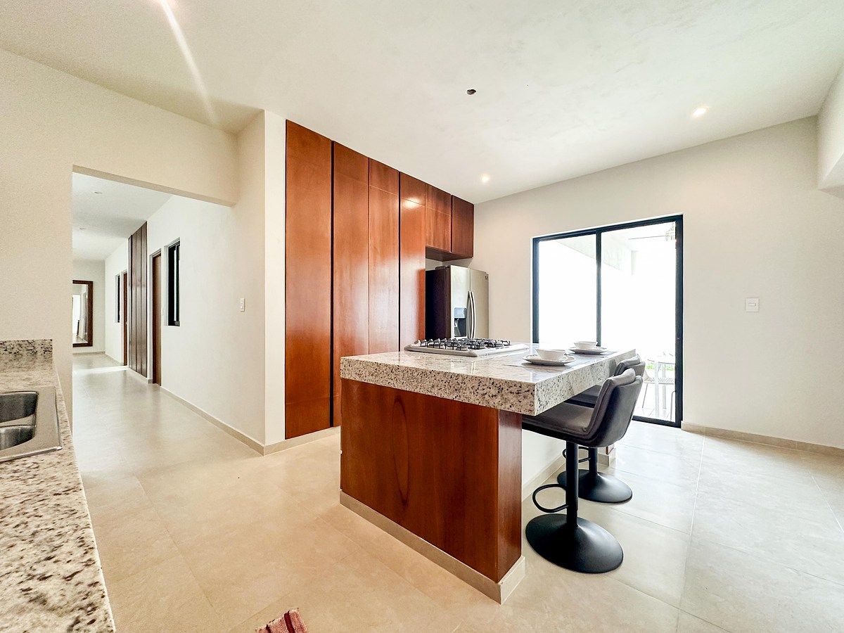 CASA DE 1 PISO EN VENTA EN MERIDA, YUCATAN EN PRIV. UKUM, CONKAL - foto 2