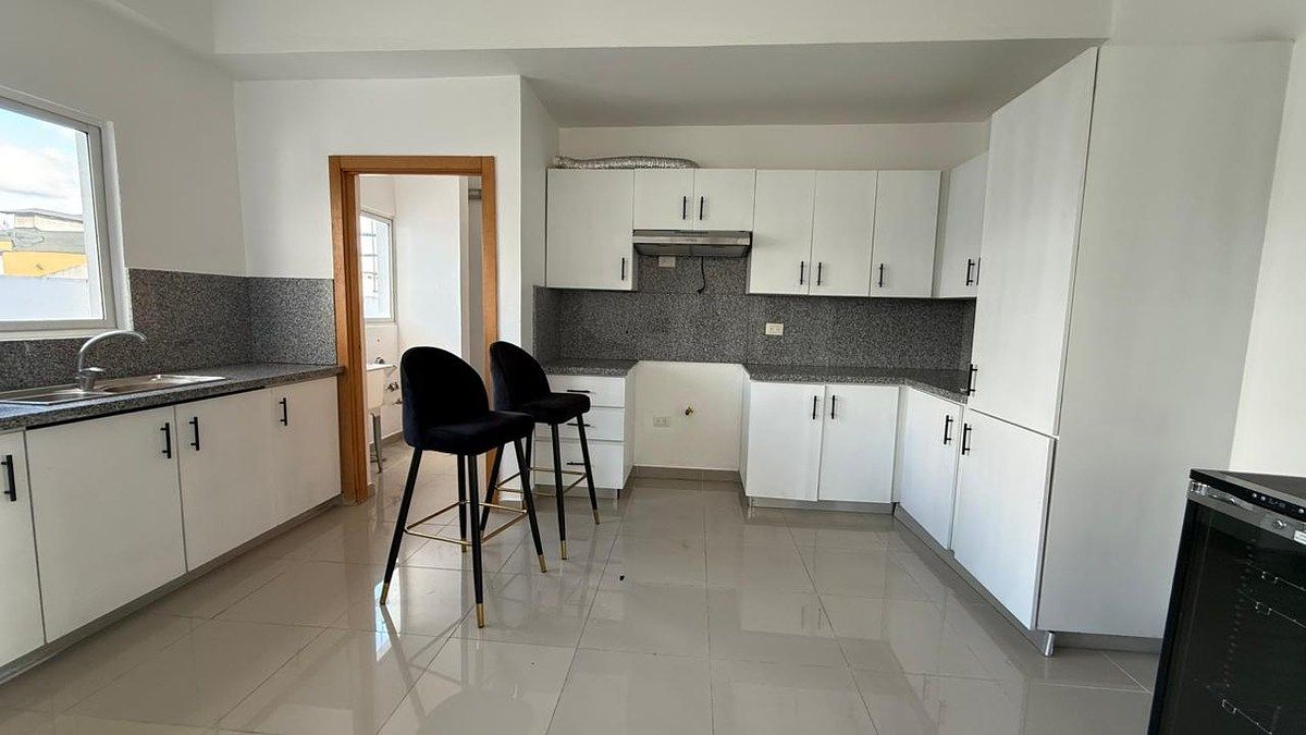 🏡 Apartamento tipo Penthouse en venta en Ensanche Quisqueya, foto 1 de 10